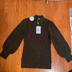 Hill House winter sweater, size large NWT